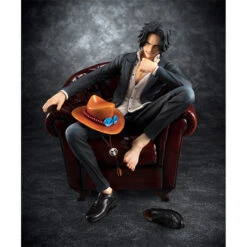 MegaHouse Portrait.Of.Pirates One Piece S.O.C Portgas D Ace 1/8 PVC Figure (Completed) -KURAMA TOYS Sales Store 001 21961.1504776835