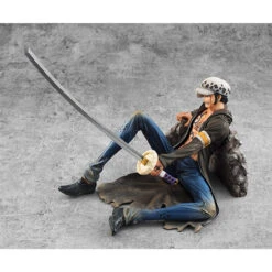 MegaHouse Portrait.Of.Pirates One Piece Trafalgar Law Ver.VS 1/8 PVC Figure (Completed) -KURAMA TOYS Sales Store 005 30107.1500541279