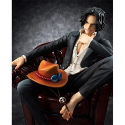 MegaHouse Portrait.Of.Pirates One Piece S.O.C Portgas D Ace 1/8 PVC Figure (Completed) -KURAMA TOYS Sales Store 007 36701.1504776835