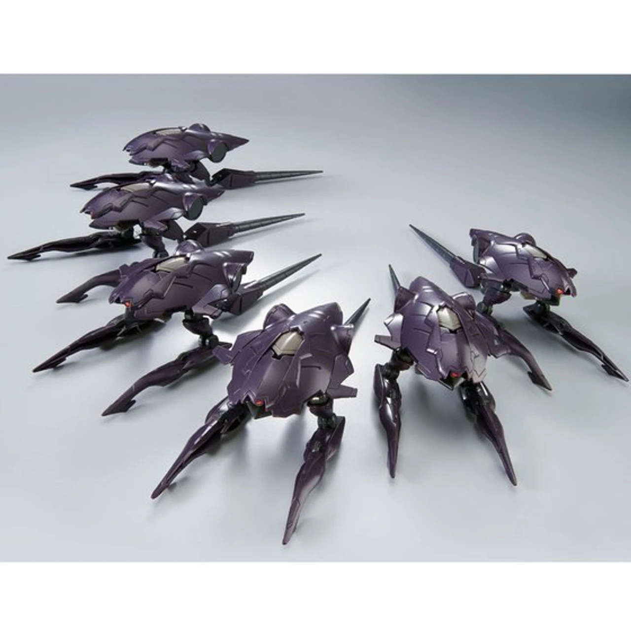 Bandai HG 1/144 Pluma Set (Invasion Of Chryse) Plastic Model 4 Bandai HG 1/144 Pluma Set (Invasion Of Chryse) Plastic Model - Image 4