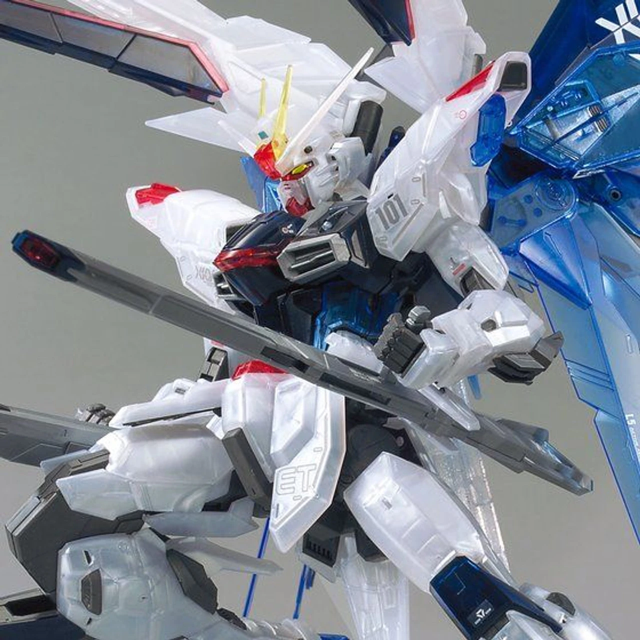 Bandai MG 1/100 The Gundam Base Limited Freedom Gundam Ver.2.0 Plastic Model ( JUL 2020 ) 1 Bandai MG 1/100 The Gundam Base Limited Freedom Gundam Ver.2.0 Plastic Model ( JUL 2020 )