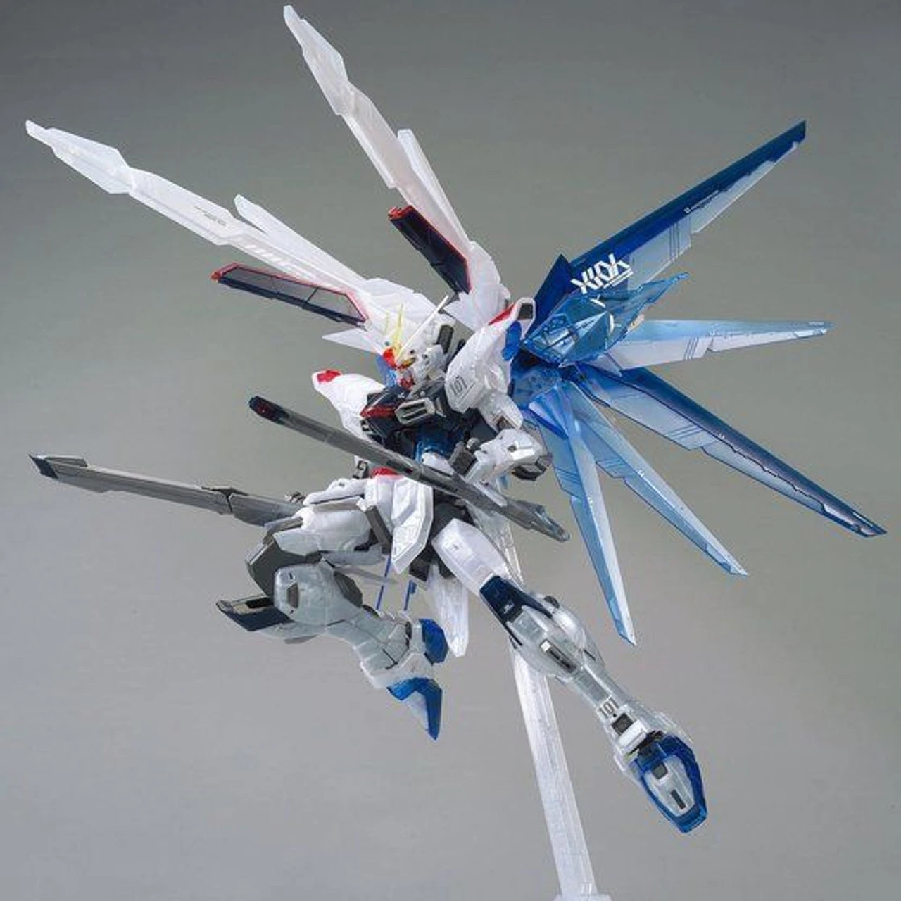 Bandai MG 1/100 The Gundam Base Limited Freedom Gundam Ver.2.0 Plastic Model ( JUL 2020 ) 6 Bandai MG 1/100 The Gundam Base Limited Freedom Gundam Ver.2.0 Plastic Model ( JUL 2020 ) - Image 6