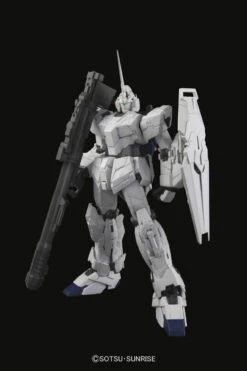 Bandai PG 1/60 RX-0 Unicorn Gundam UC Plastic Model -KURAMA TOYS Sales Store 61RnMyxMPaL. SL1500 86685.1478766733