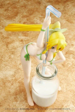 Leafa Sexy Bikini De Parasol 1/7 PVC Figure -KURAMA TOYS Sales Store 819yx3GjNmL. SL1500 21942.1441964436