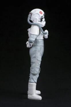 Kotobukiya ARTFX+ AT-AT Driver 1/10 PVC Figure -KURAMA TOYS Sales Store SW94 AT AT DRIVER018 09557.1441705985