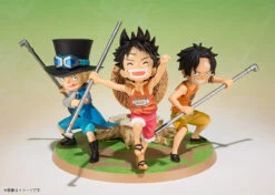 Bandai Figuarts Zero Luffy/Ace/Sabo Promise Of Sworn Brother PVC Figure